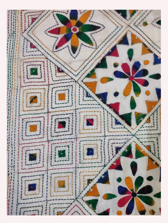 Nakshi Katha-4 (Blanket)